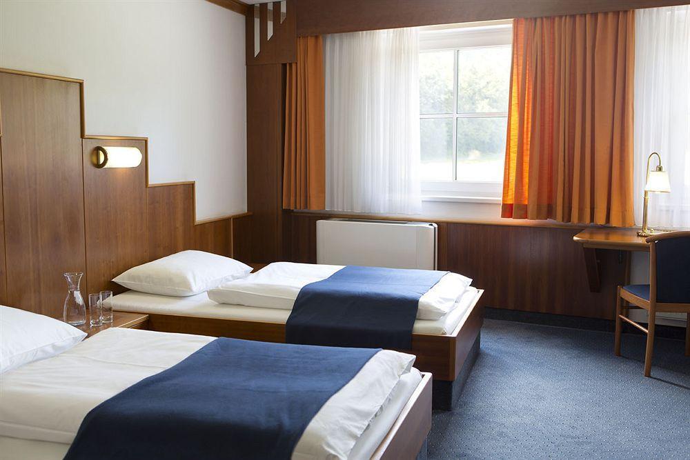 Hotel Paradies Graz Exterior photo