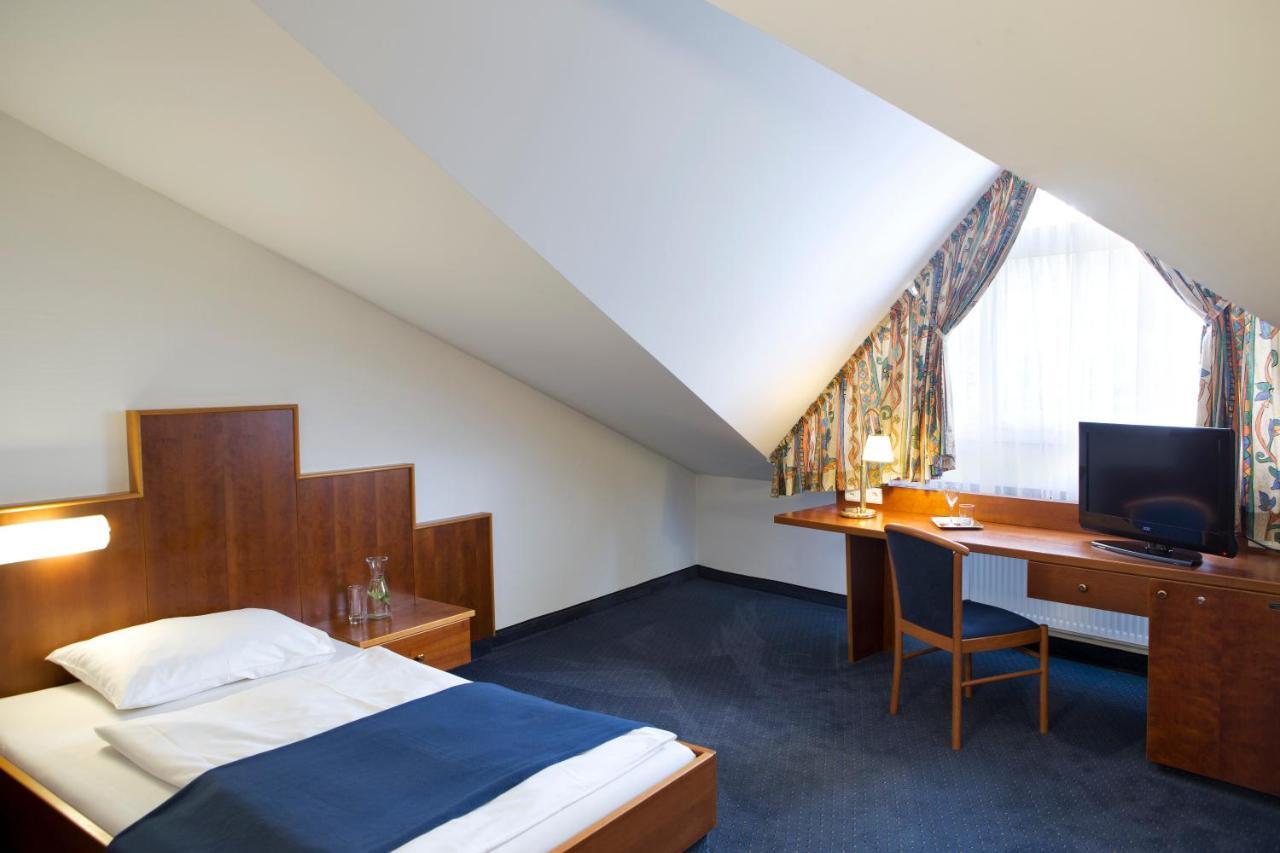 Hotel Paradies Graz Room photo